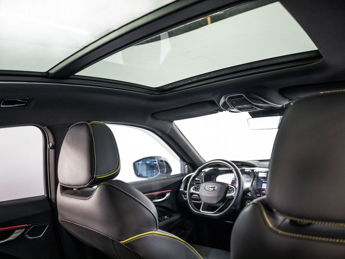 Geely Tugella 2021 - фото автомобиля
