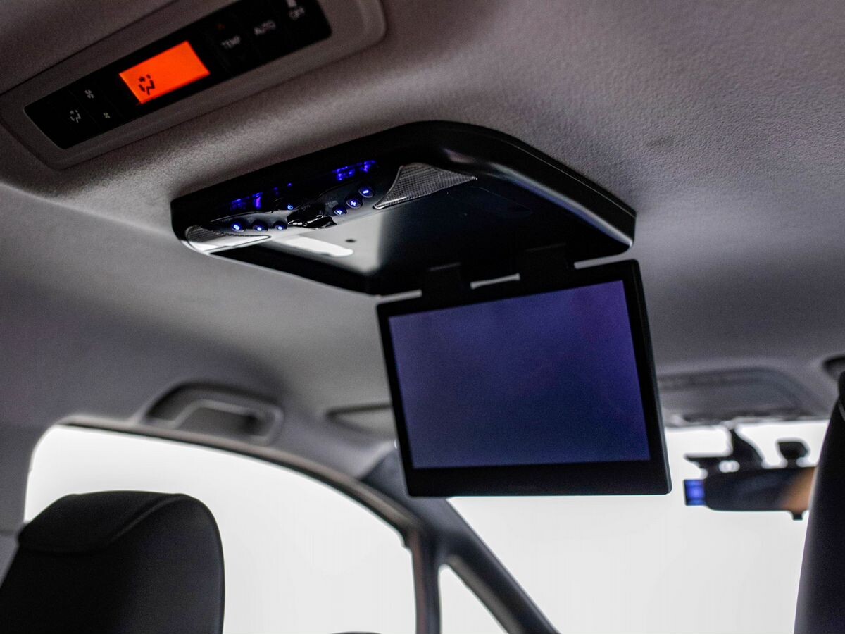 Toyota Noah 2014 - фото автомобиля
