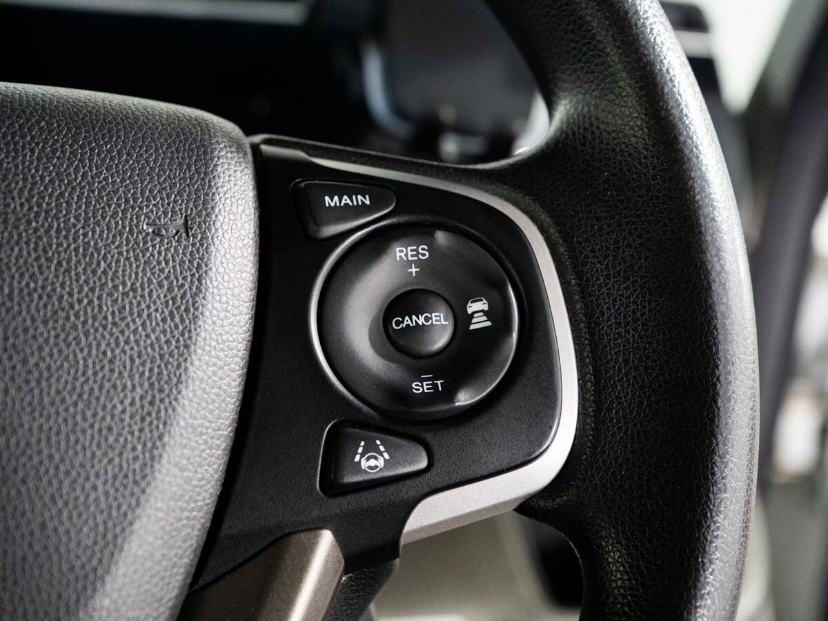 Honda Stepwgn 2016 - фото автомобиля