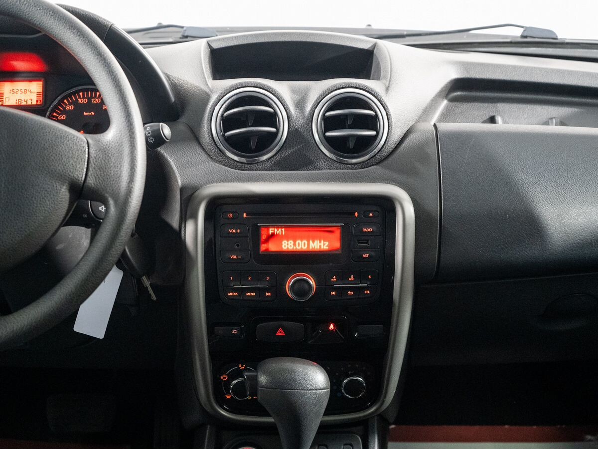 Renault Duster 2014 - фото автомобиля