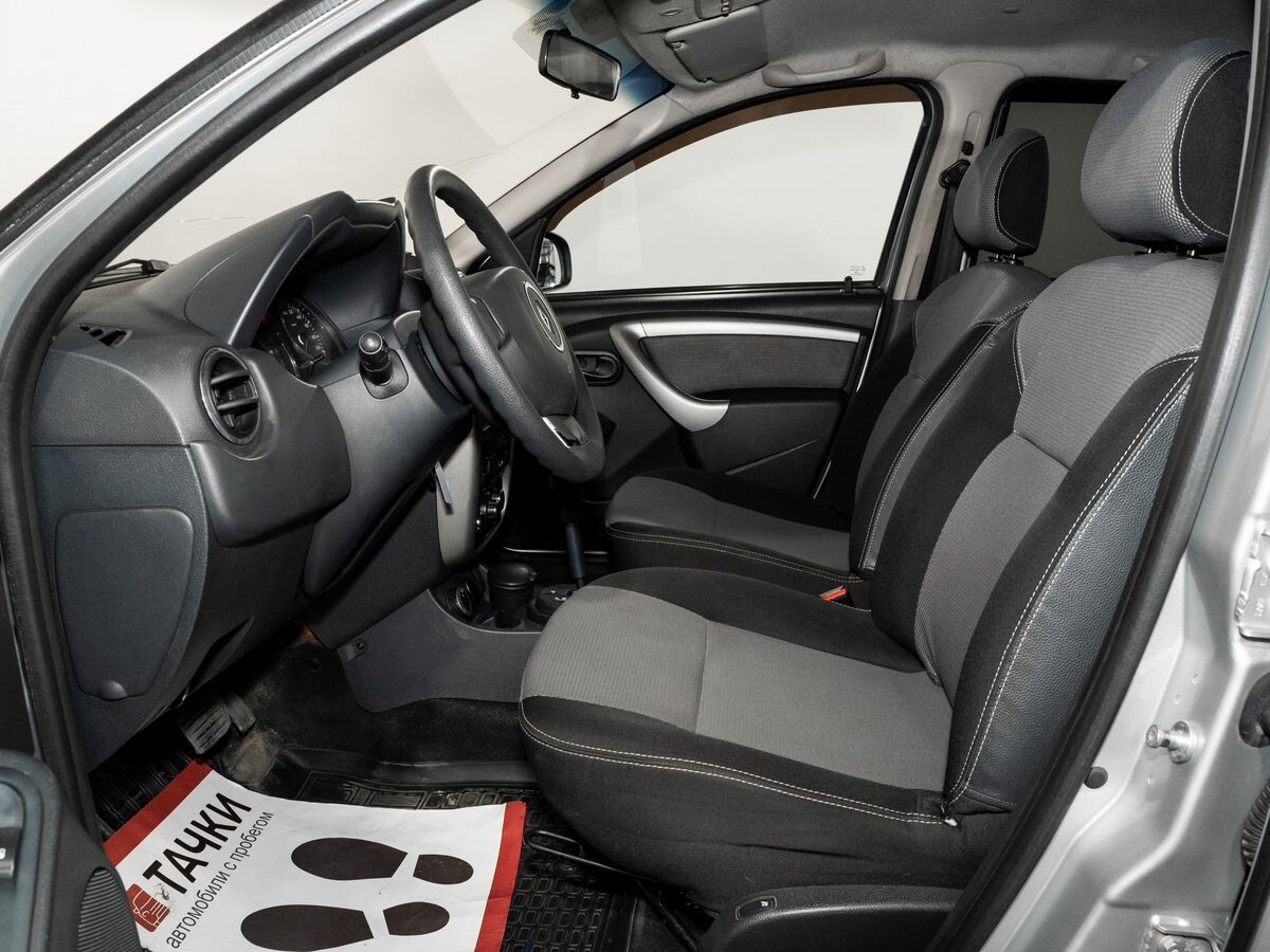 Renault Duster 2014 - фото автомобиля