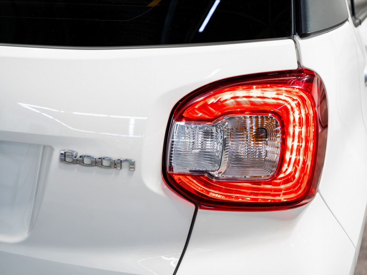 Daihatsu Boon 2021 - фото автомобиля