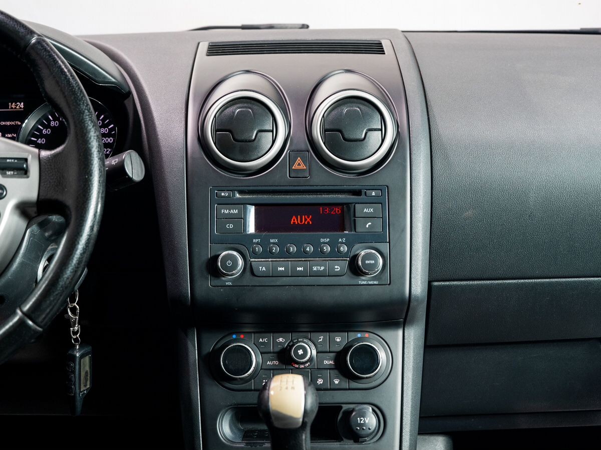 Nissan Qashqai 2012 - фото автомобиля