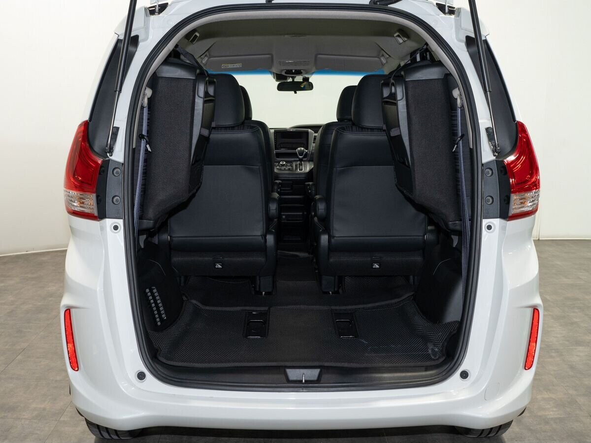 Honda Freed 2017 - фото автомобиля