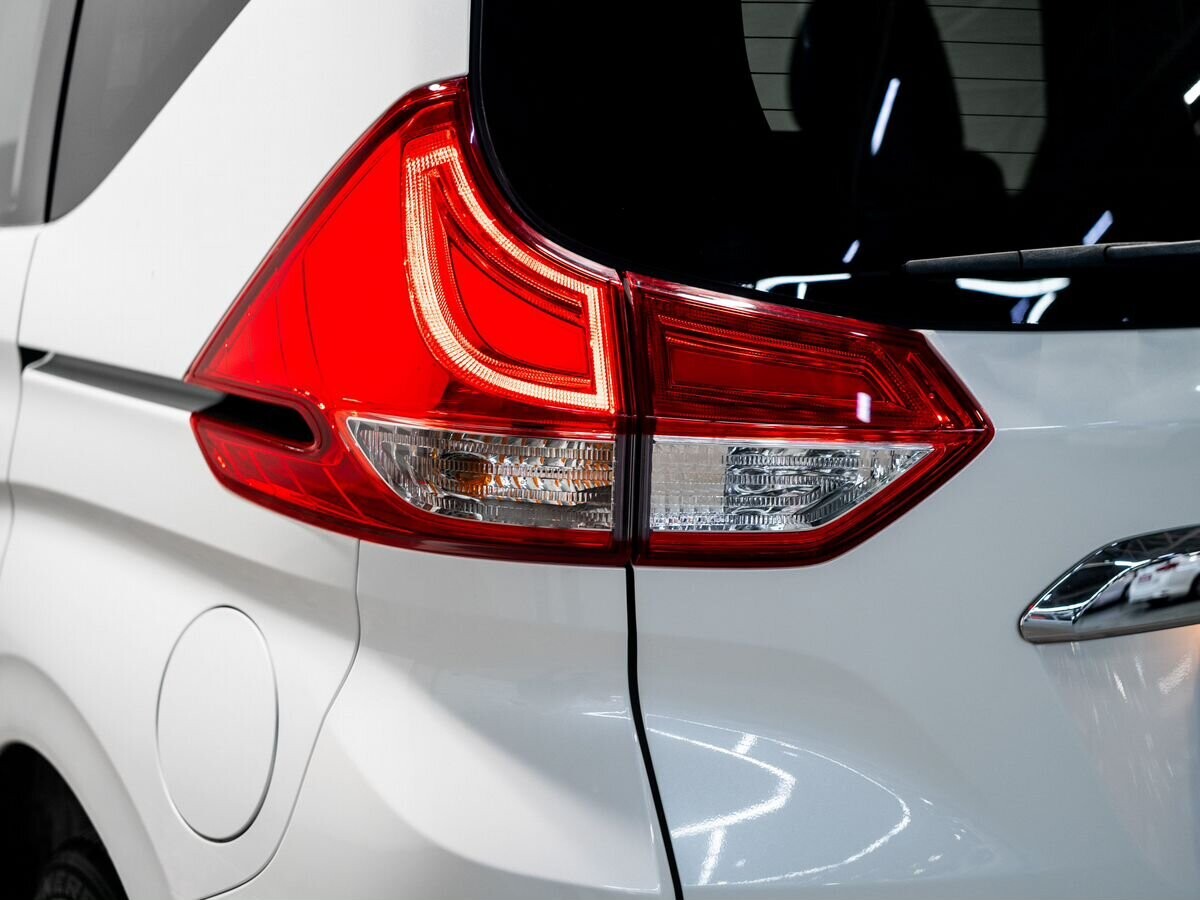Honda Freed 2017 - фото автомобиля