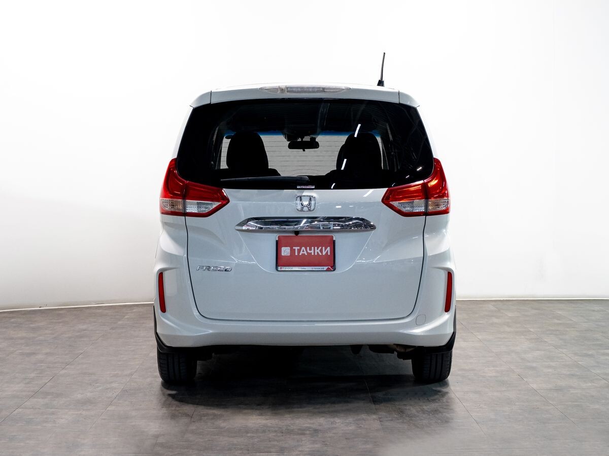 Honda Freed 2017 - фото автомобиля