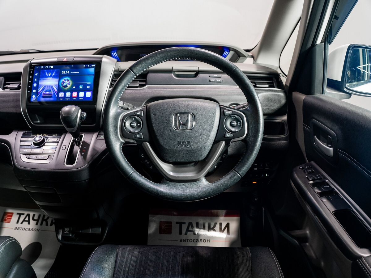 Honda Freed 2017 - фото автомобиля