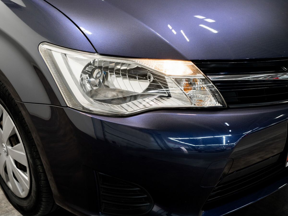 Toyota Corolla Fielder 2012 - фото автомобиля
