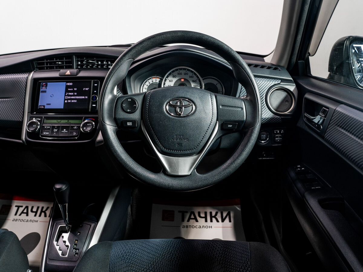 Toyota Corolla Fielder 2012 - фото автомобиля