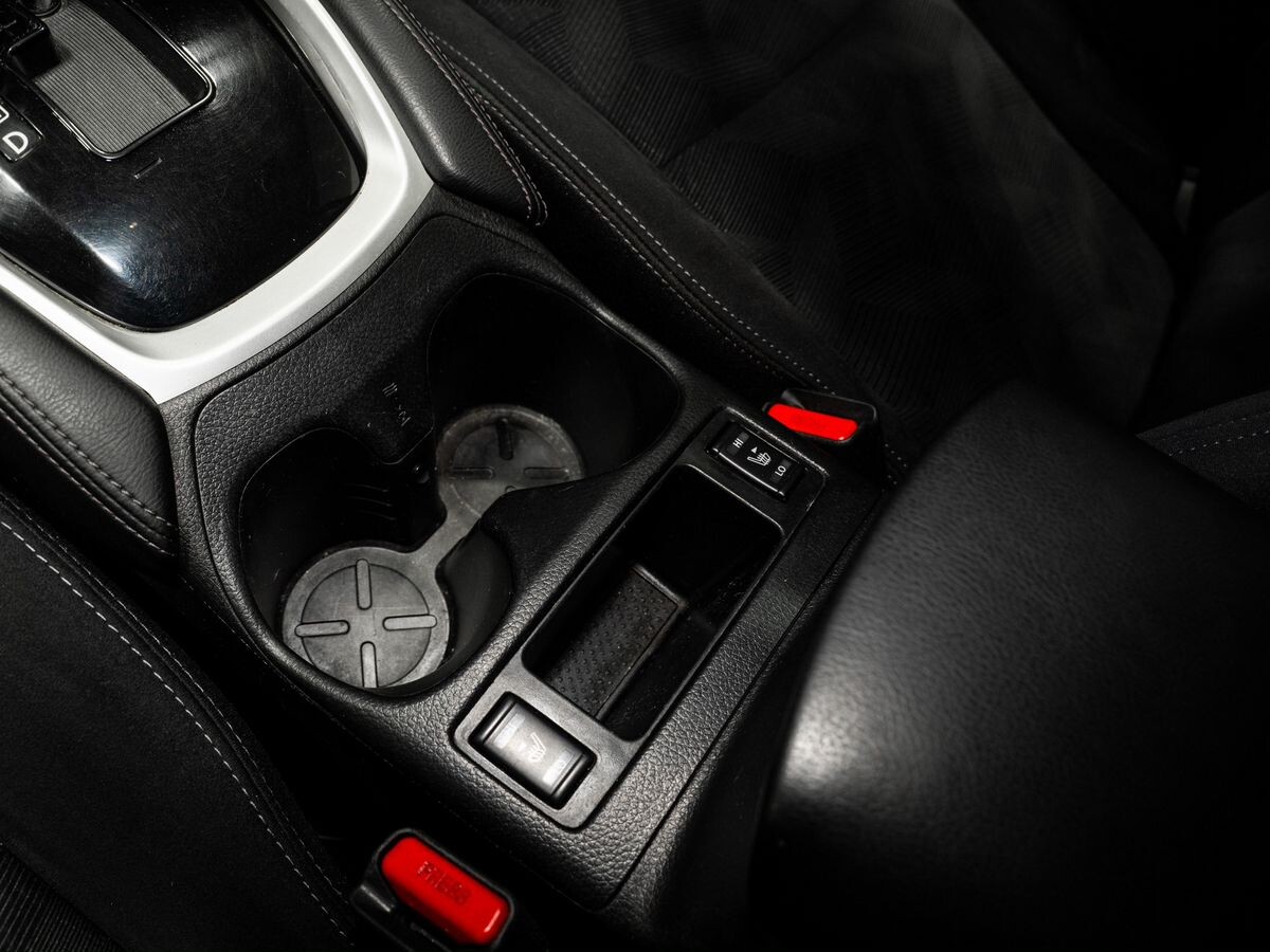 Nissan X-Trail 2015 - фото автомобиля