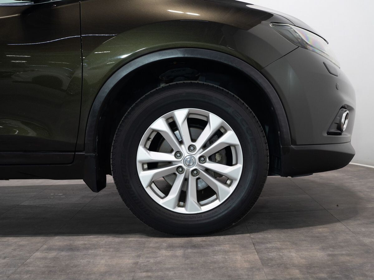 Nissan X-Trail 2015 - фото автомобиля