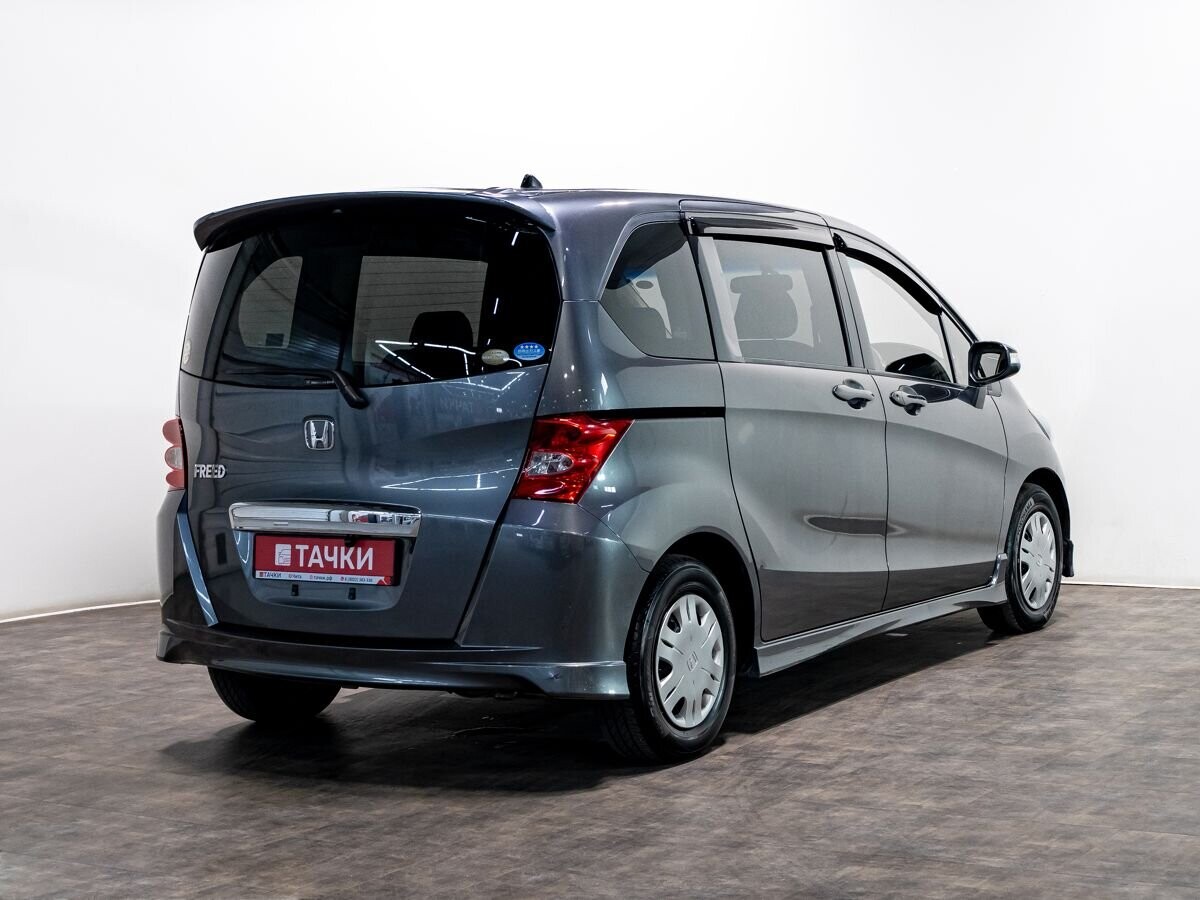 Honda Freed 2009 - фото автомобиля