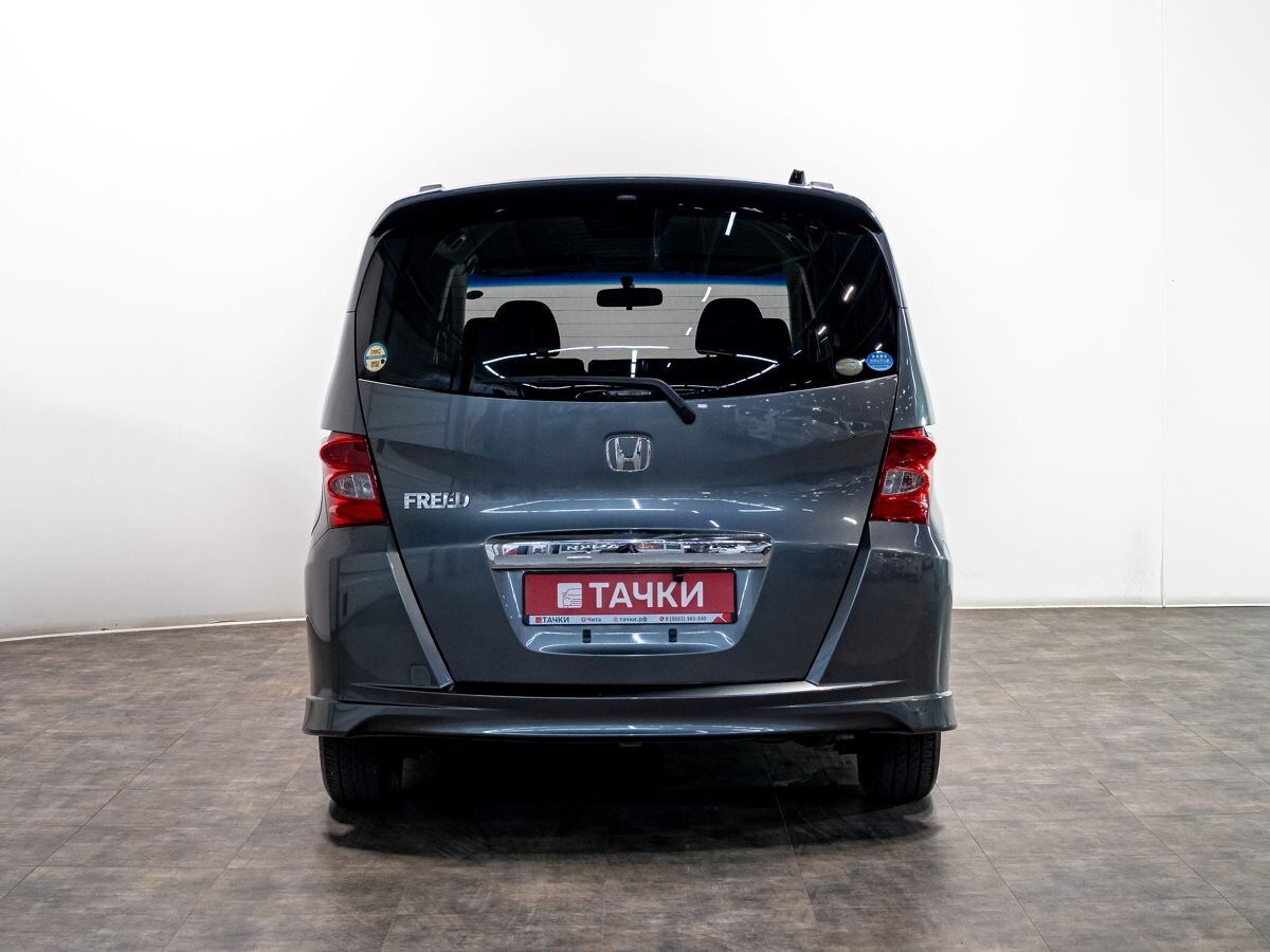 Honda Freed 2009 - фото автомобиля
