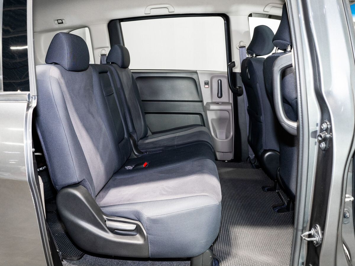 Honda Freed 2009 - фото автомобиля