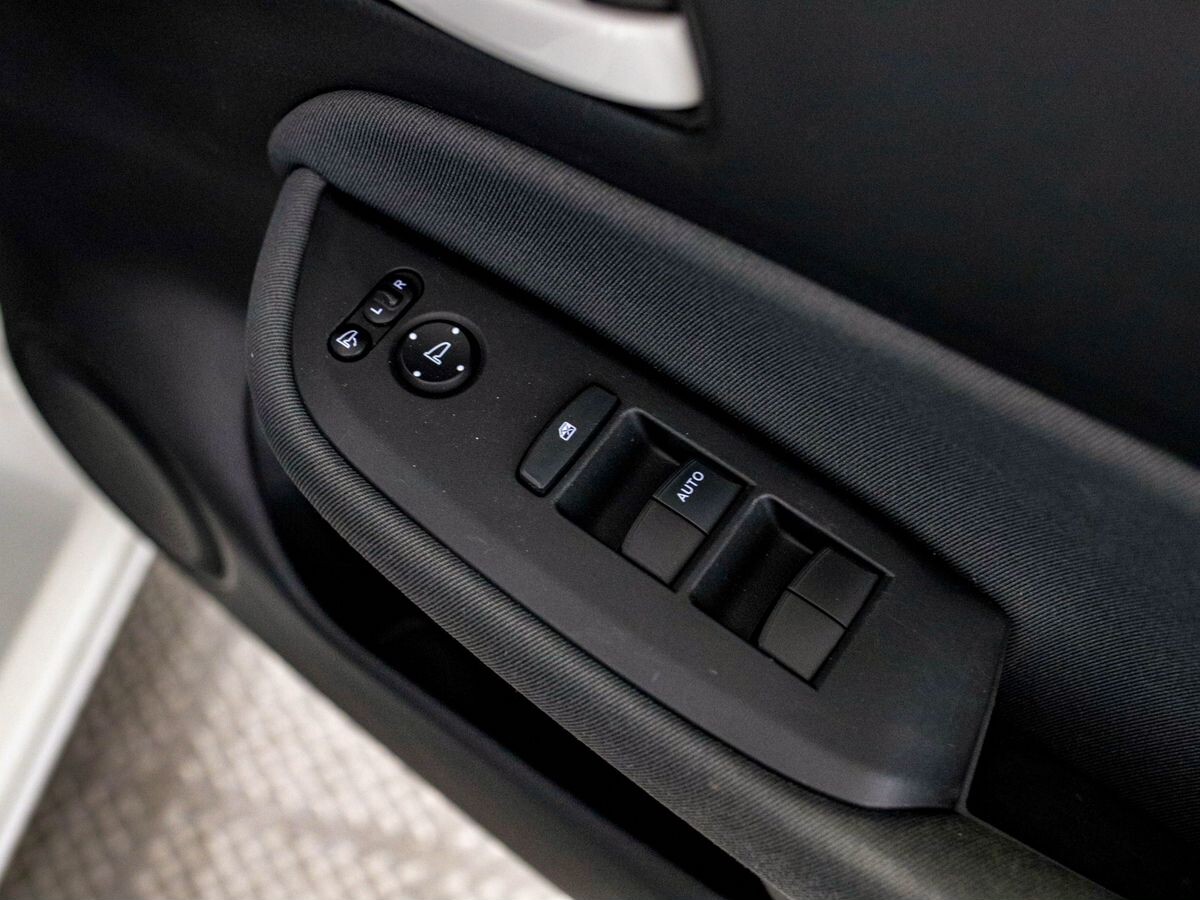 Honda Fit 2022 - фото автомобиля