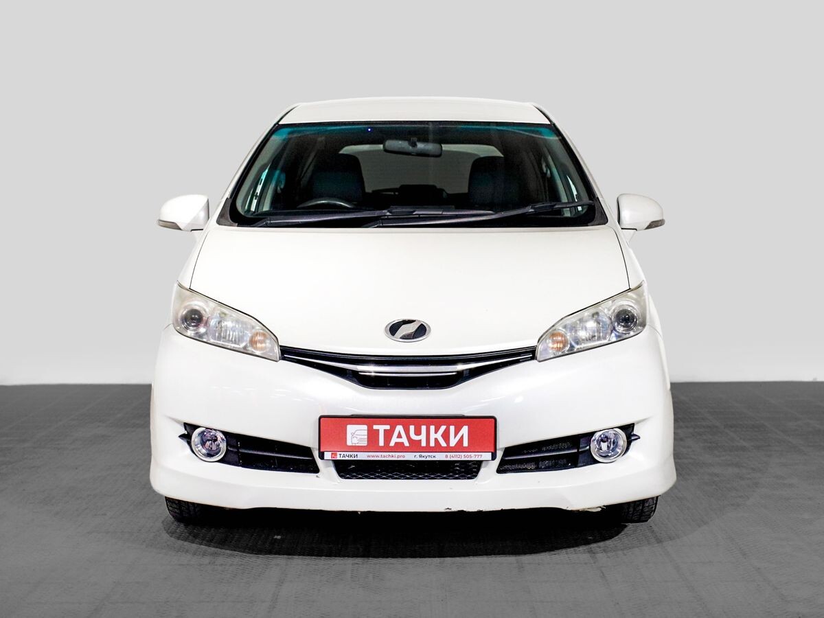 Toyota Wish 2012 - фото автомобиля