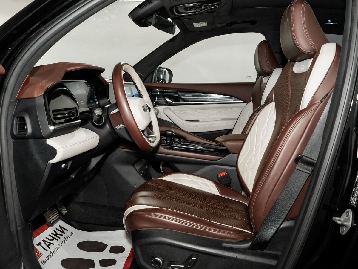 Geely Monjaro 2021 - фото автомобиля