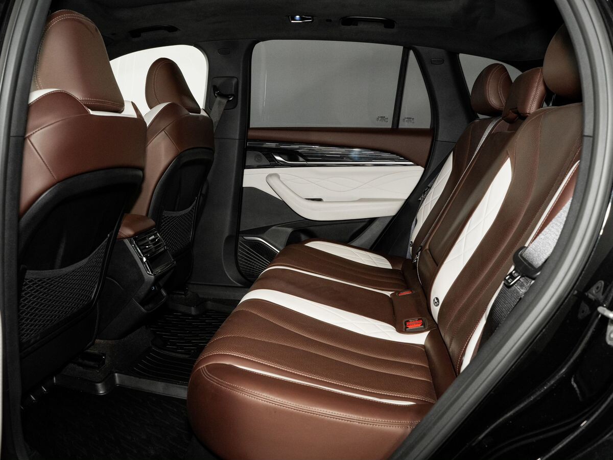 Geely Monjaro 2021 - фото автомобиля
