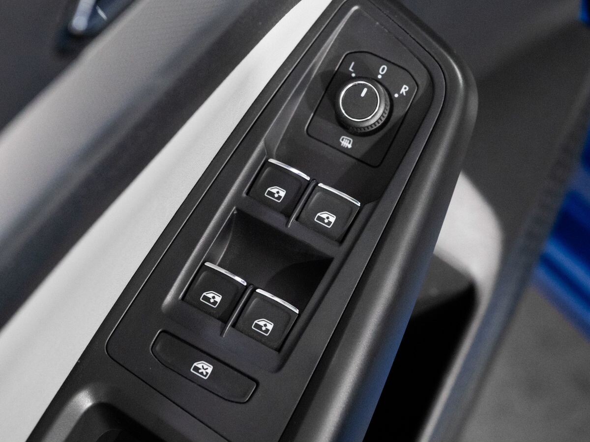Volkswagen Bora 2022 - фото автомобиля