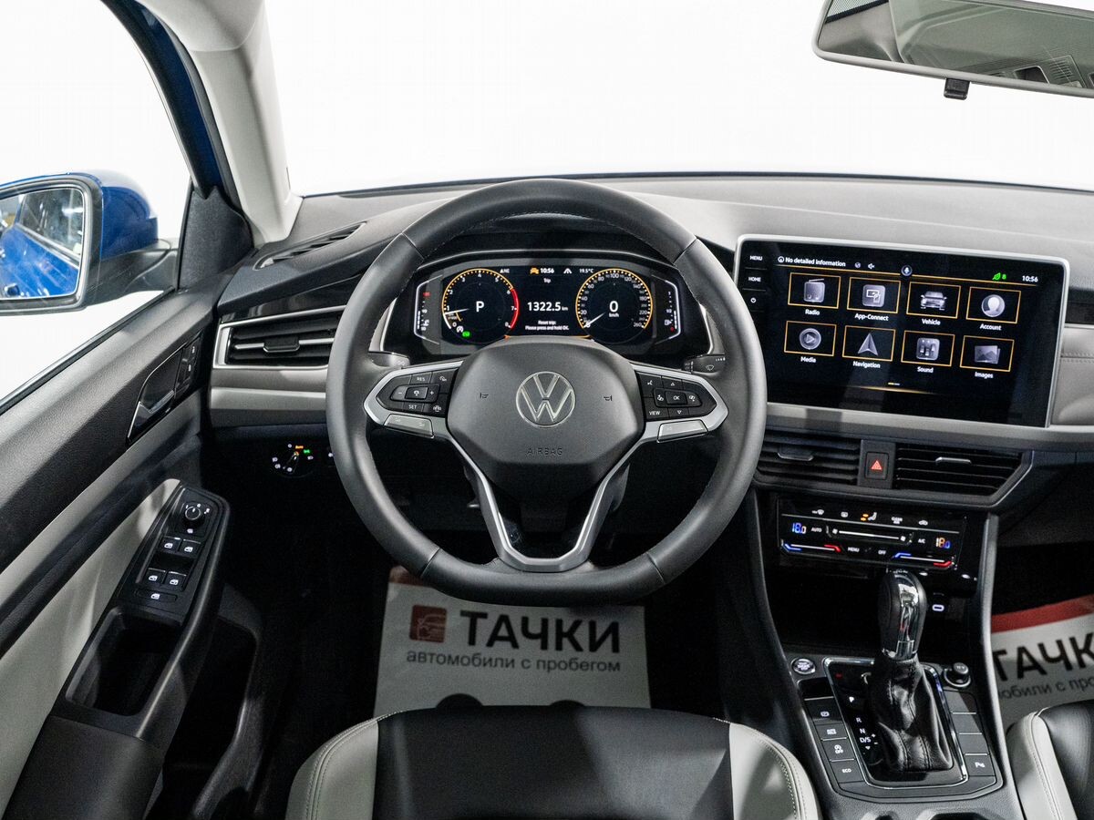Volkswagen Bora 2022 - фото автомобиля