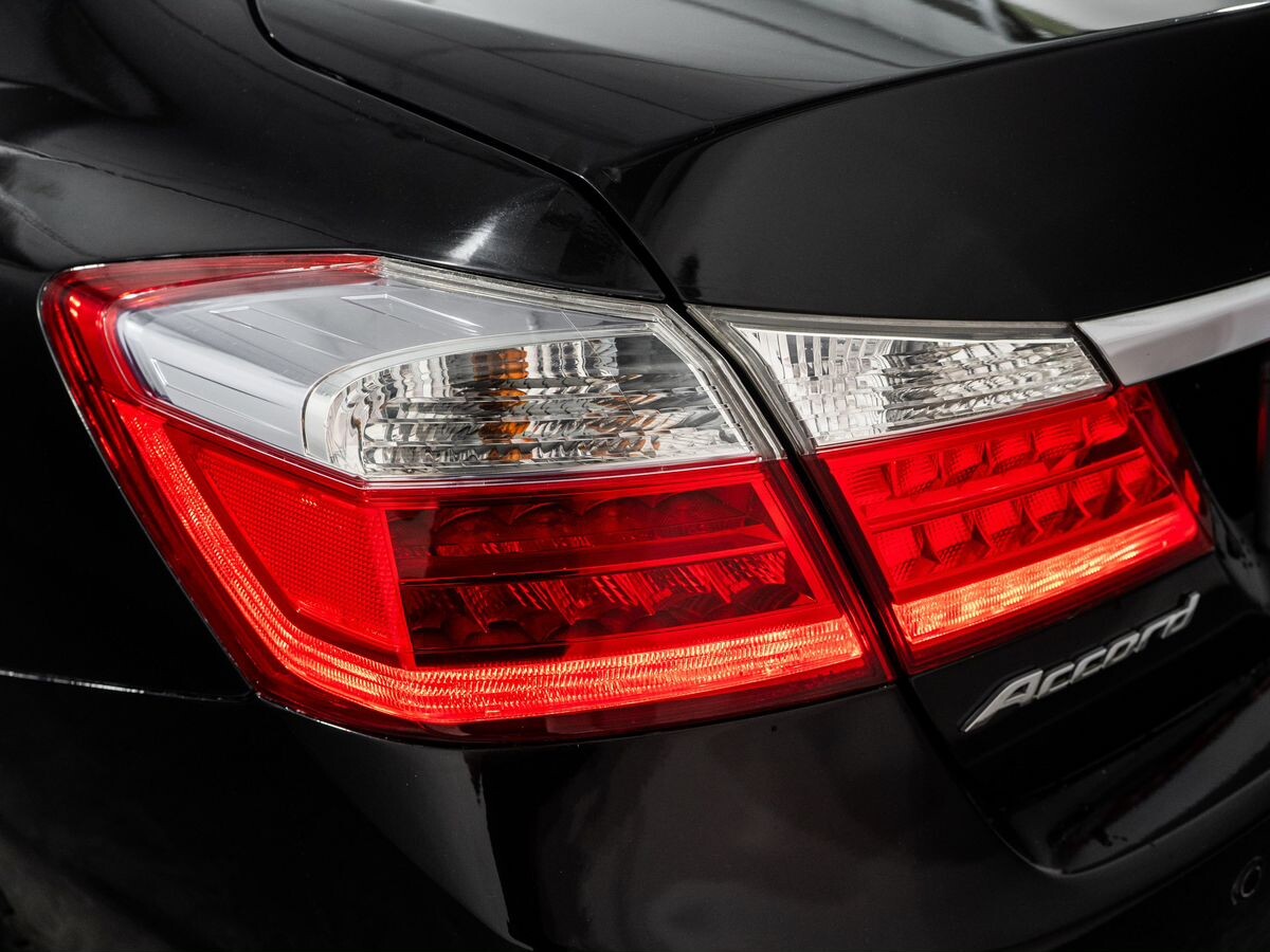 Honda Accord 2015 - фото автомобиля