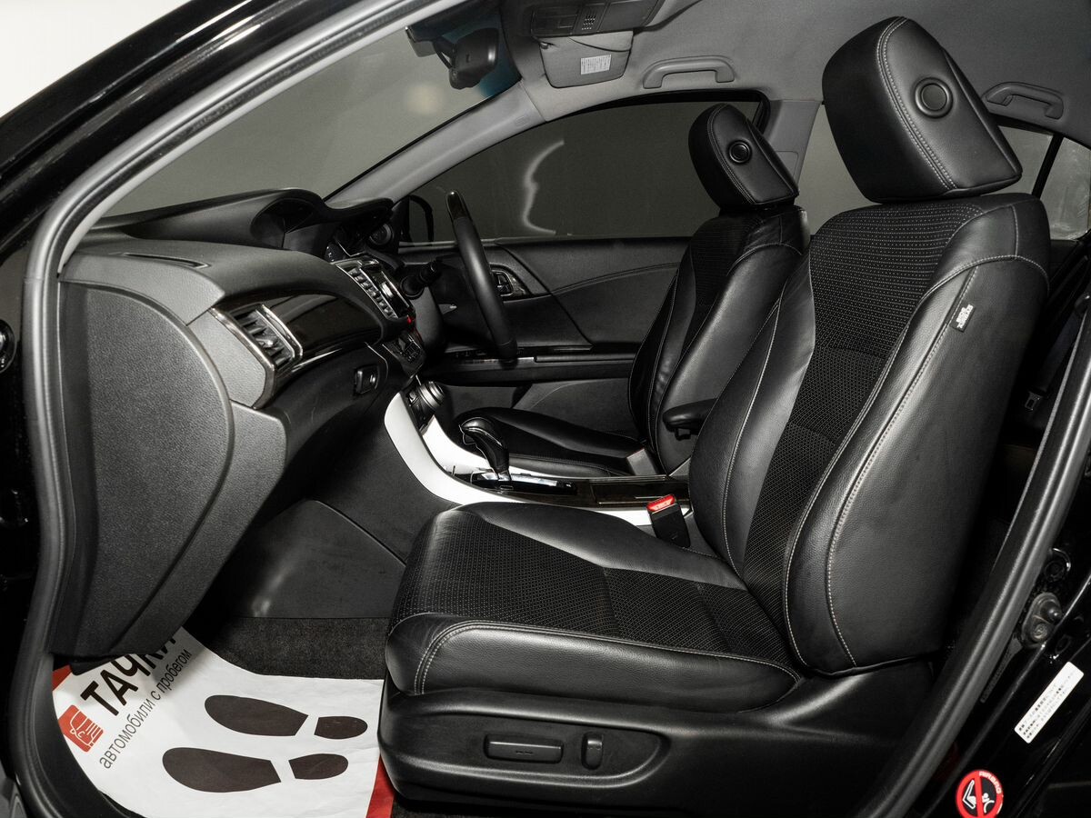 Honda Accord 2015 - фото автомобиля