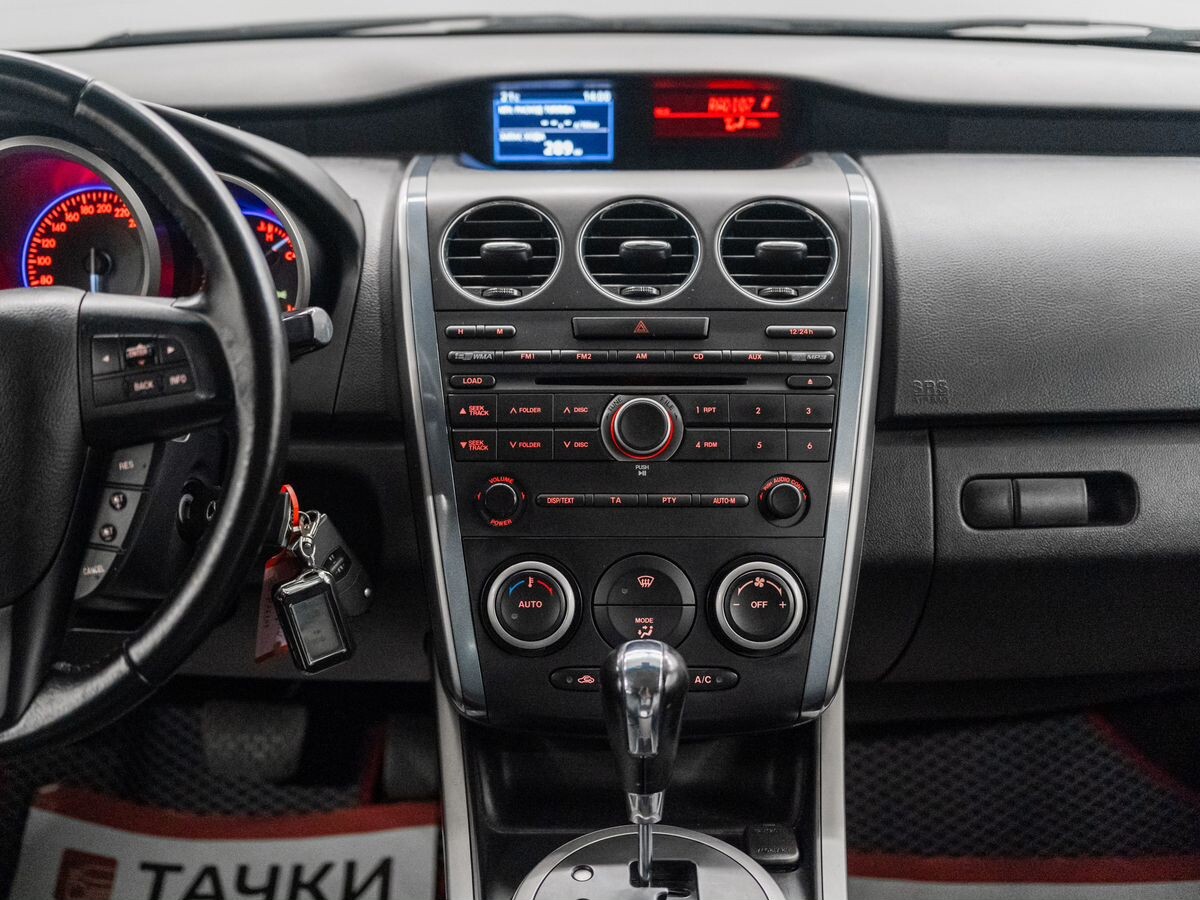 Mazda CX-7 2010 - фото автомобиля