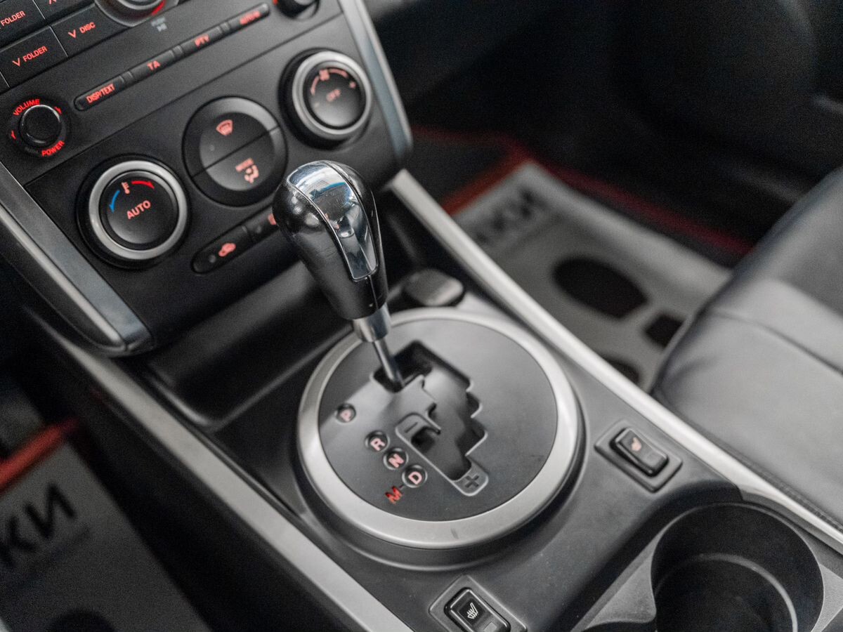Mazda CX-7 2010 - фото автомобиля