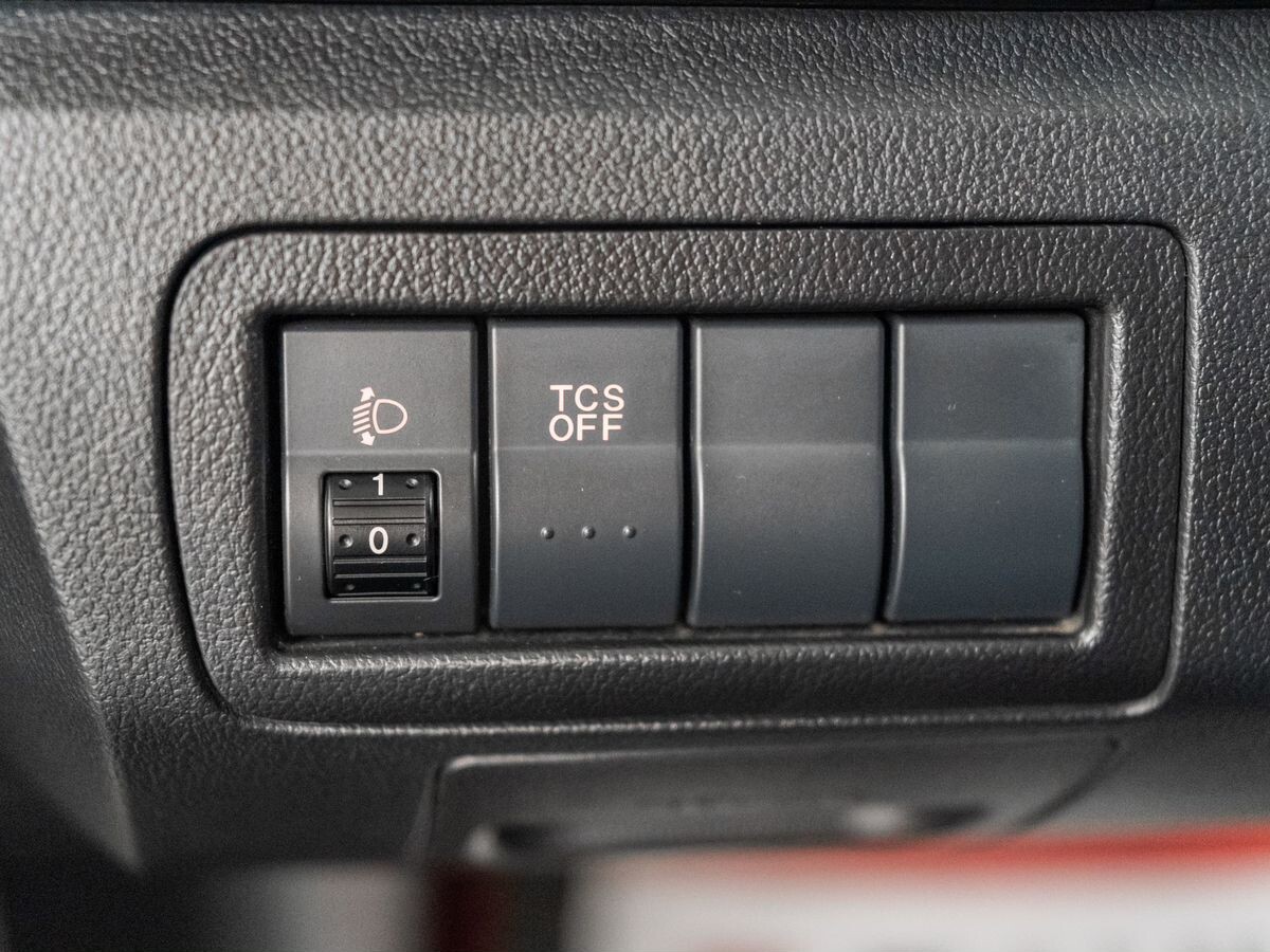 Mazda CX-7 2010 - фото автомобиля
