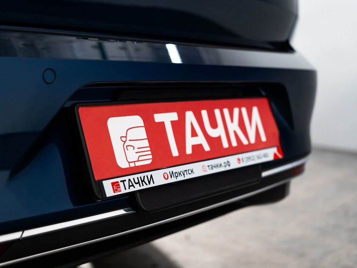 Volkswagen Passat 2021 - фото автомобиля