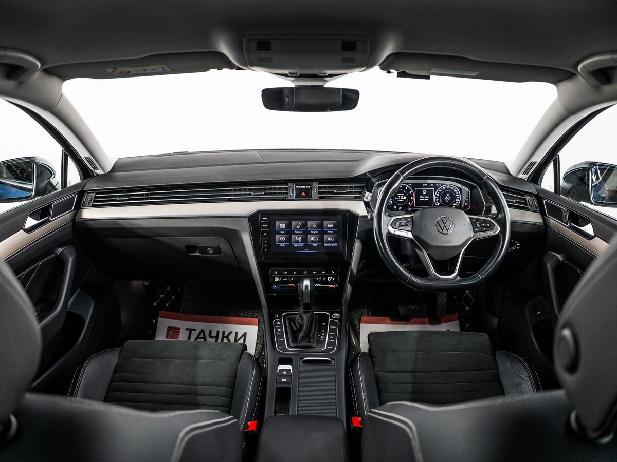 Volkswagen Passat 2021 - фото автомобиля