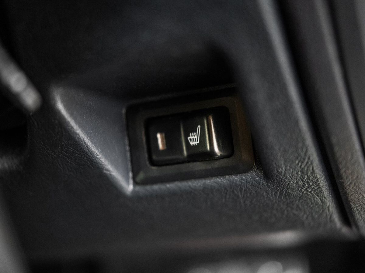 Nissan Kix 2012 - фото автомобиля