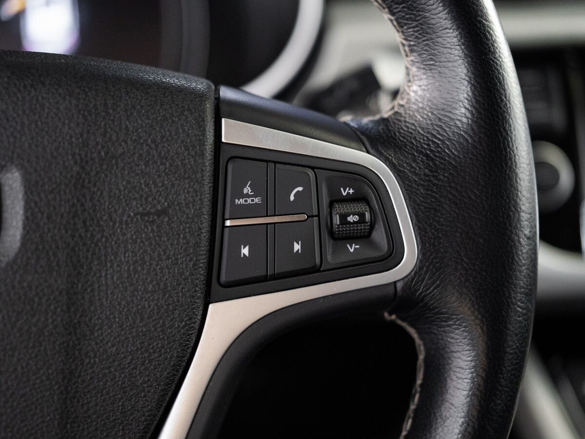 Geely Atlas 2019 - фото автомобиля