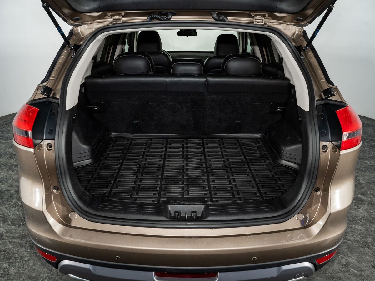 Geely Atlas 2019 - фото автомобиля