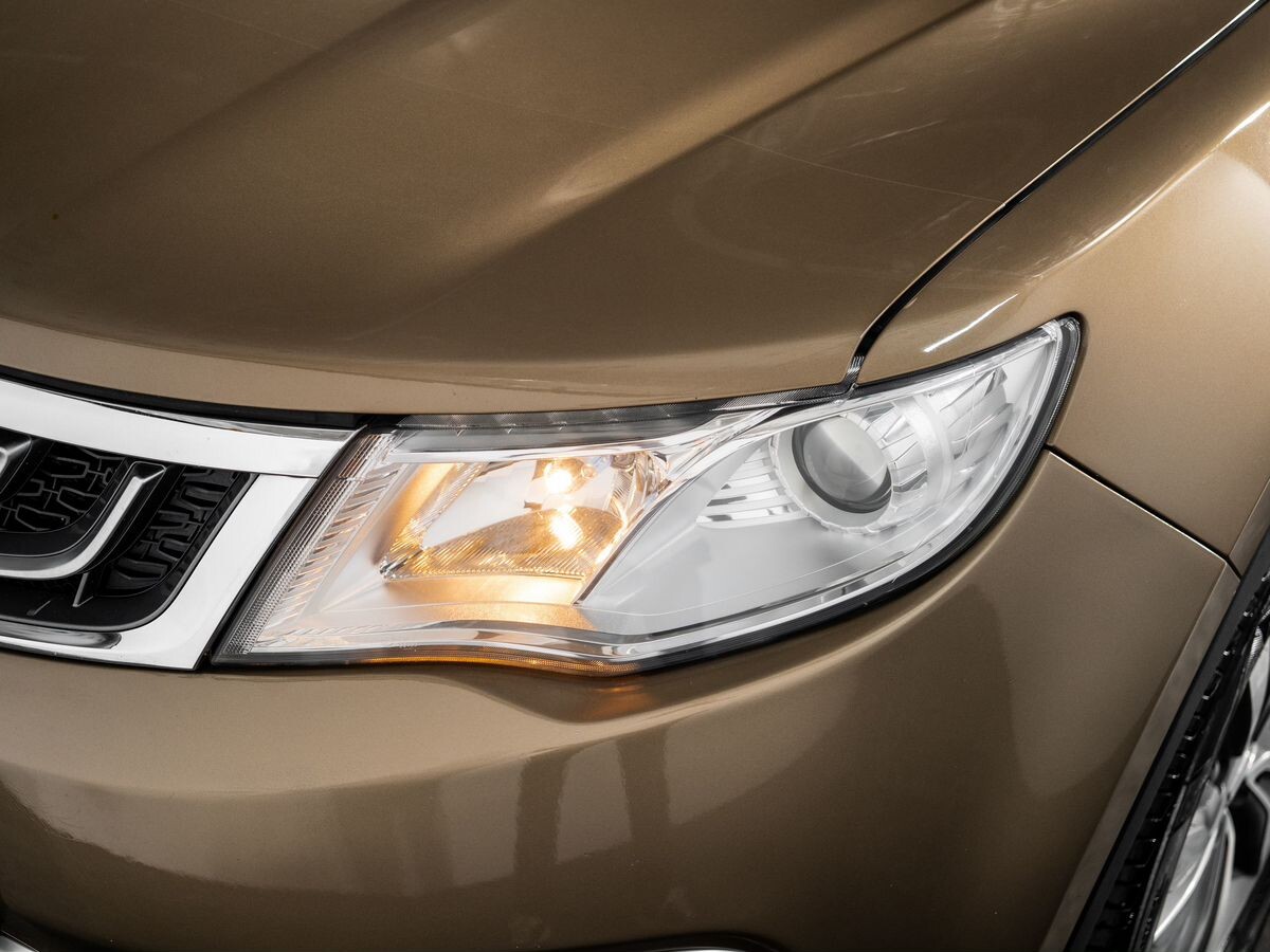 Geely Atlas 2019 - фото автомобиля