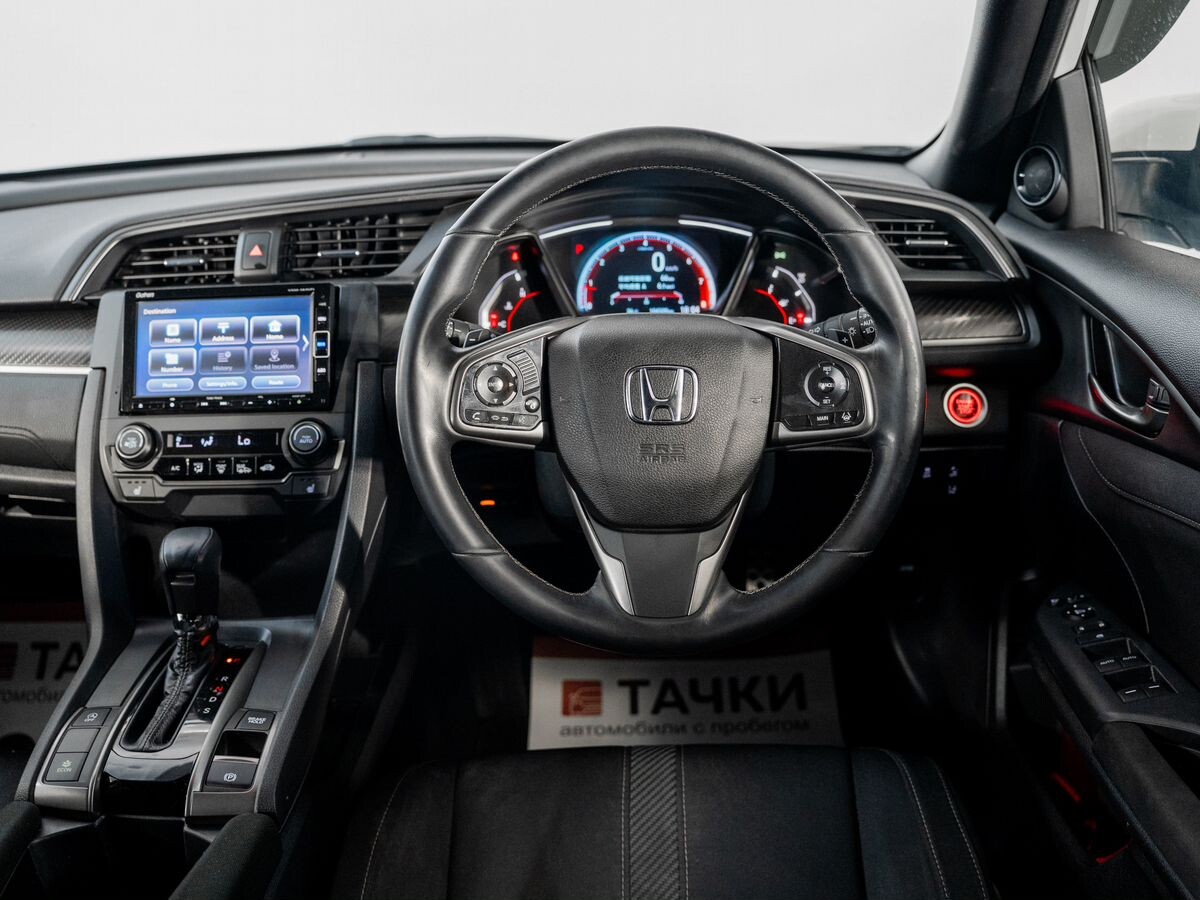 Honda Civic 2018 - фото автомобиля