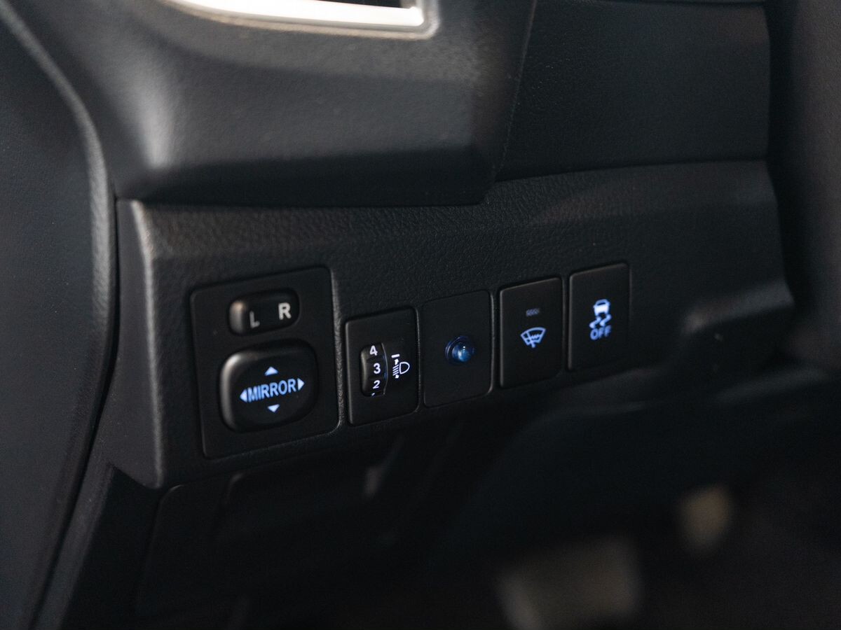 Toyota Corolla 2013 - фото автомобиля
