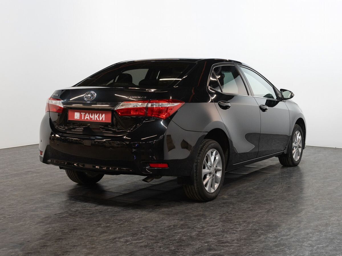 Toyota Corolla 2013 - фото автомобиля