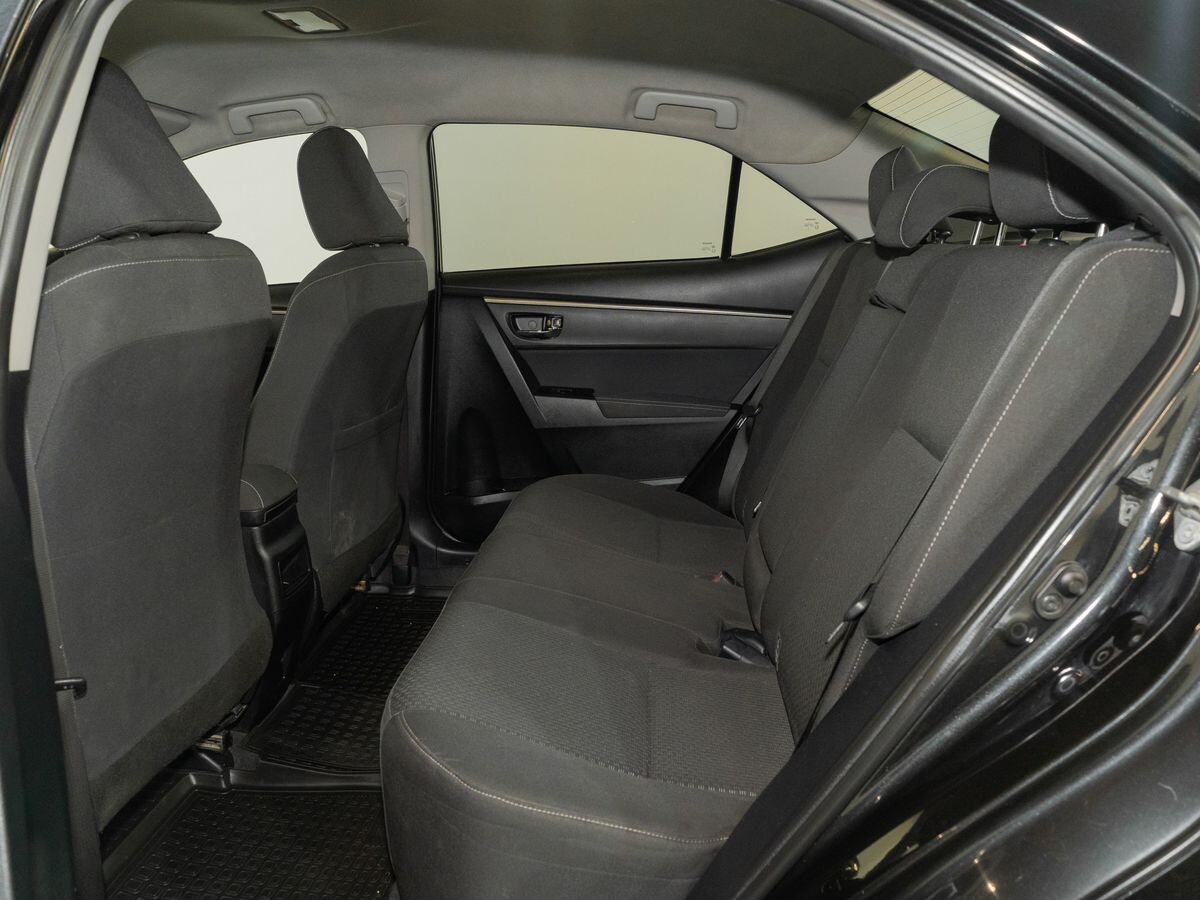 Toyota Corolla 2013 - фото автомобиля