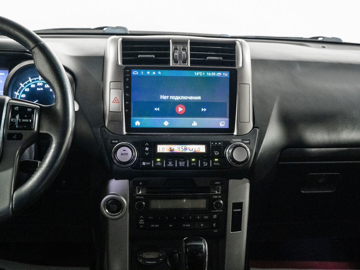 Toyota Land Cruiser Prado 2011 - фото автомобиля