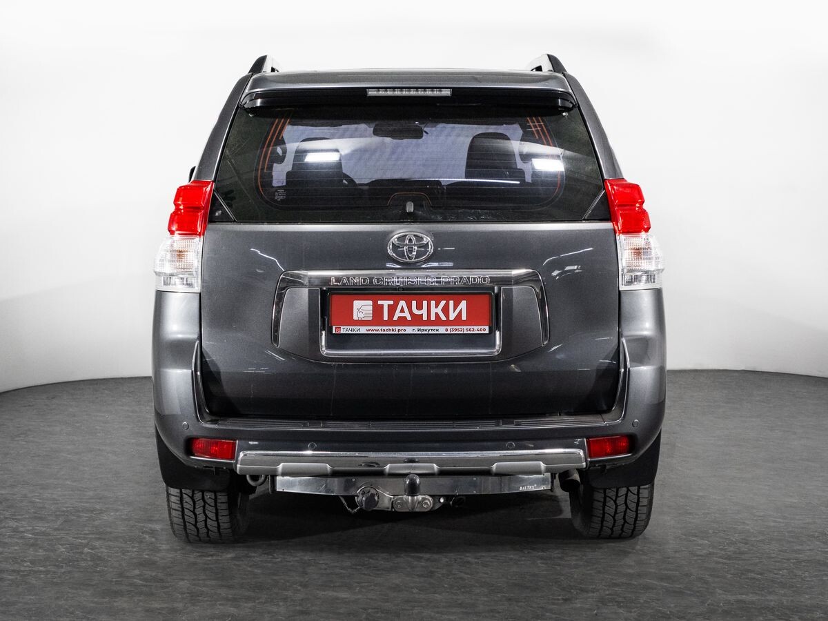 Toyota Land Cruiser Prado 2011 - фото автомобиля