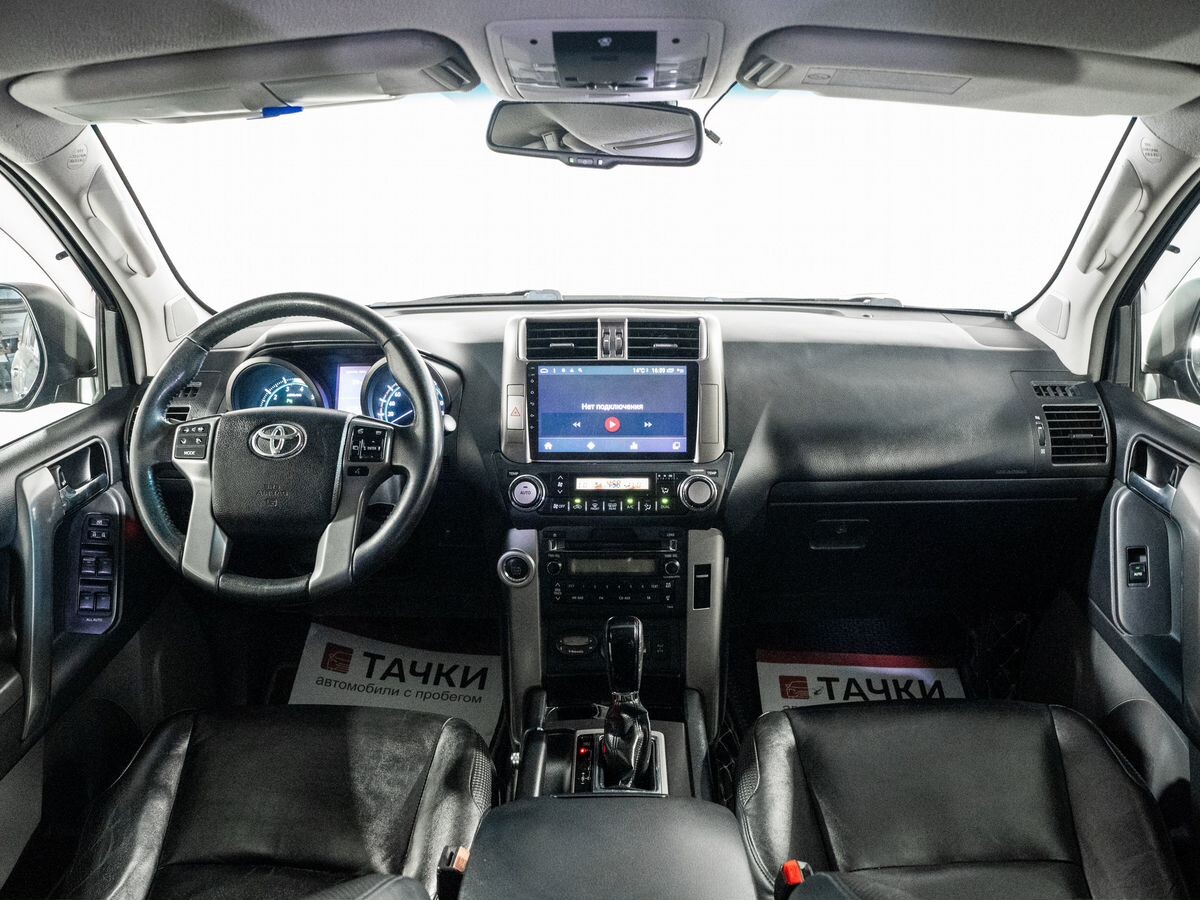 Toyota Land Cruiser Prado 2011 - фото автомобиля