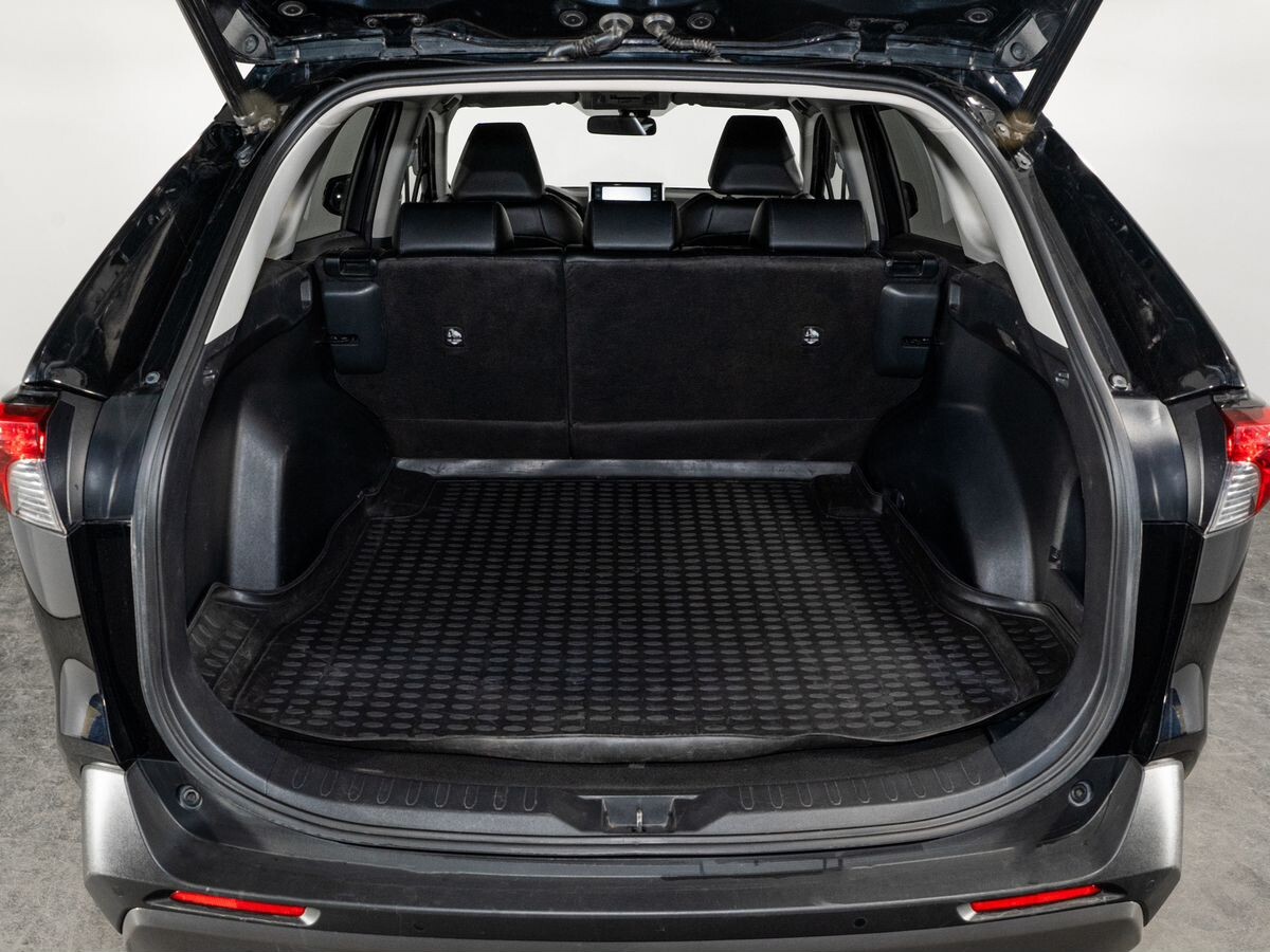 Toyota RAV4 2020 - фото автомобиля