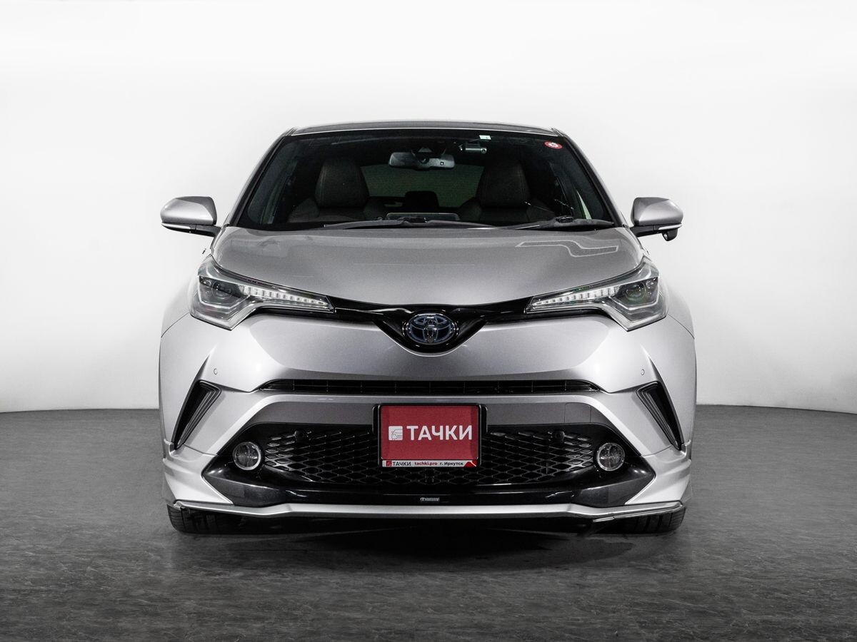 Toyota C-HR 2018 - фото автомобиля
