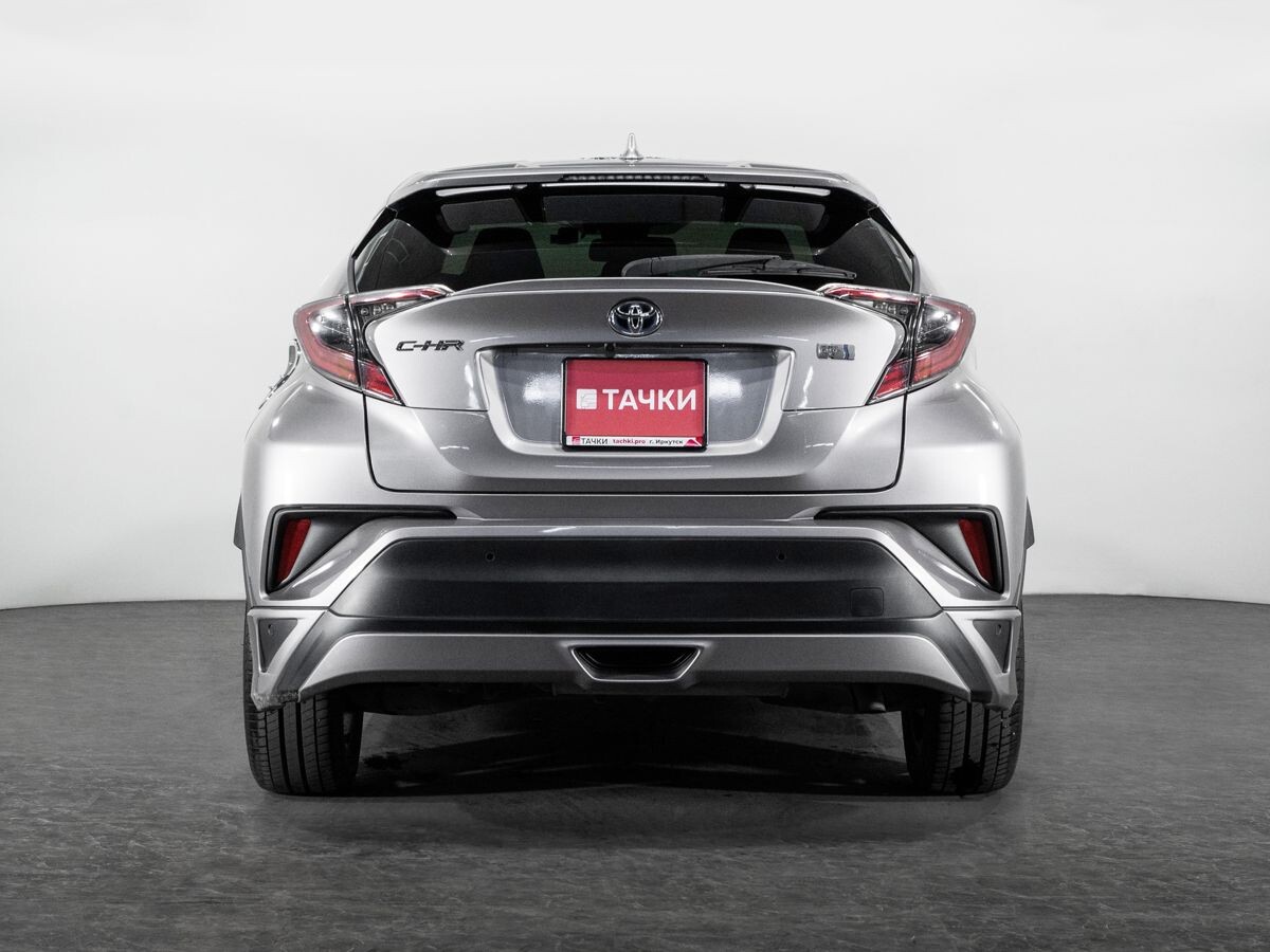 Toyota C-HR 2018 - фото автомобиля
