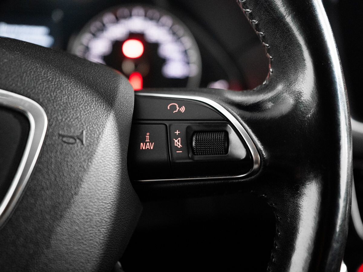 Audi Q5 2013 - фото автомобиля