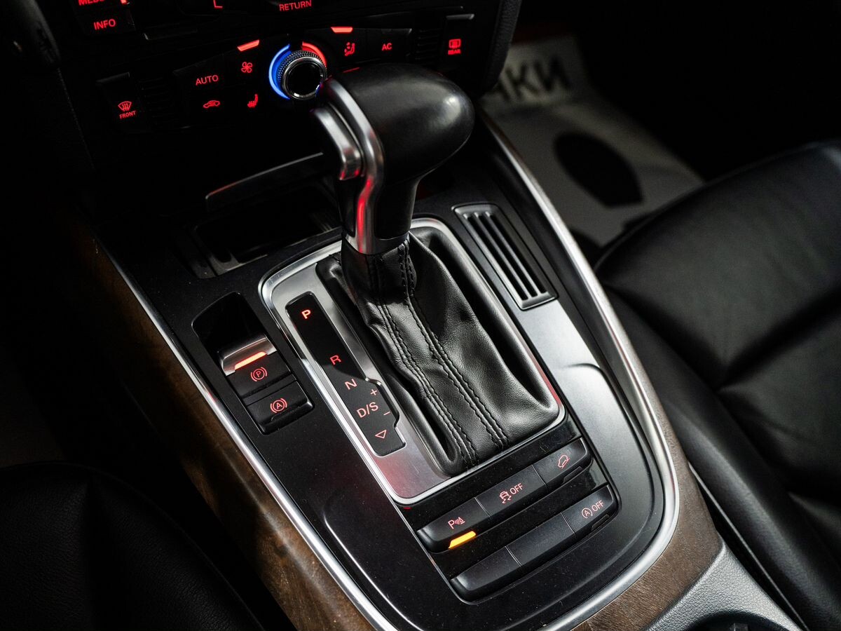 Audi Q5 2013 - фото автомобиля