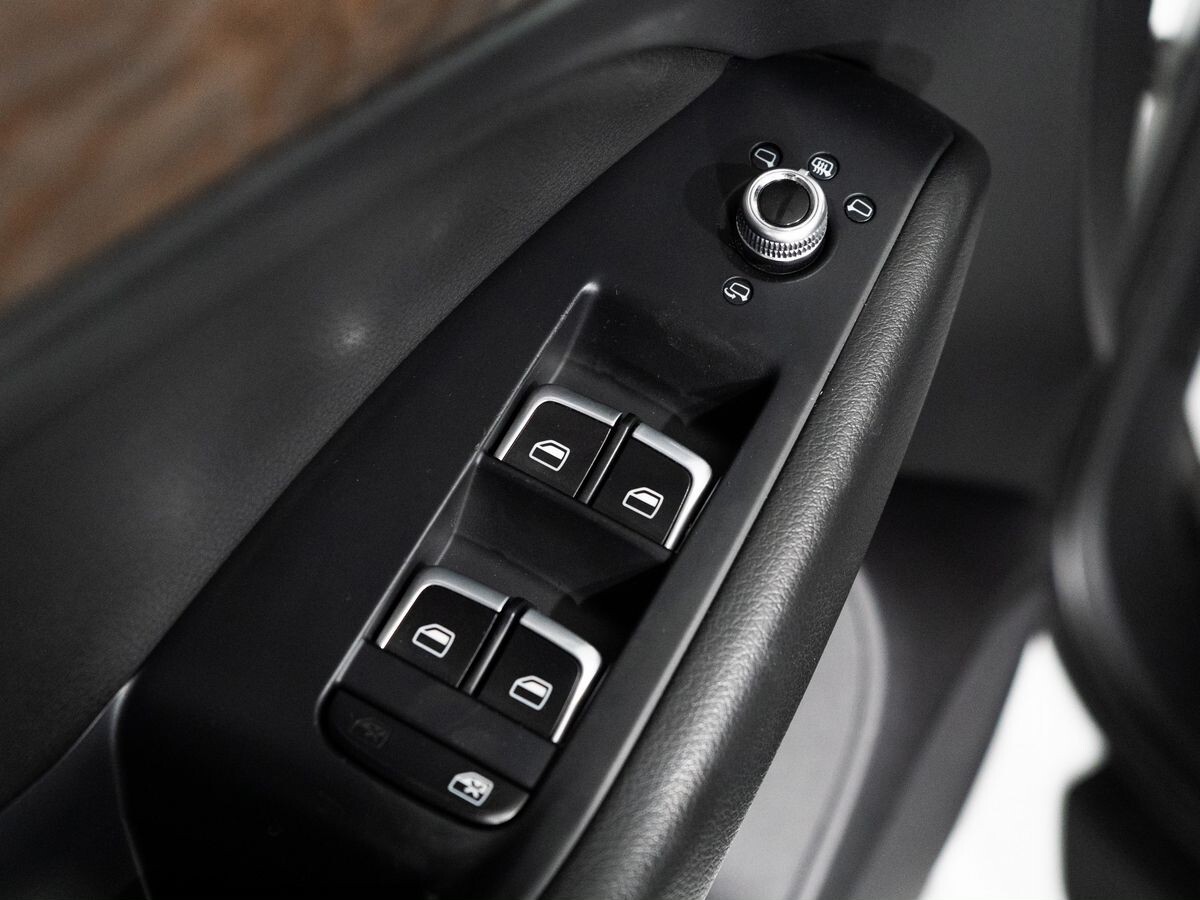 Audi Q5 2013 - фото автомобиля