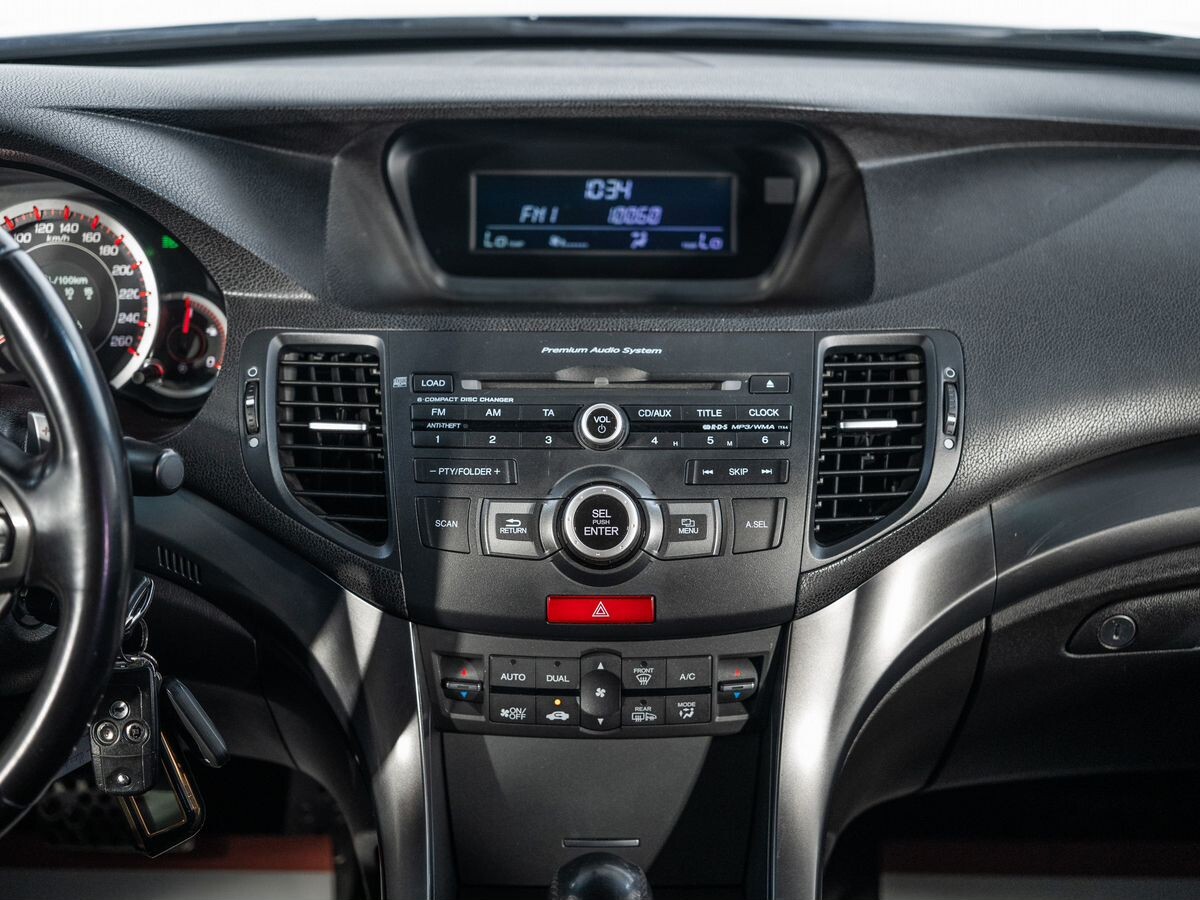 Honda Accord 2012 - фото автомобиля