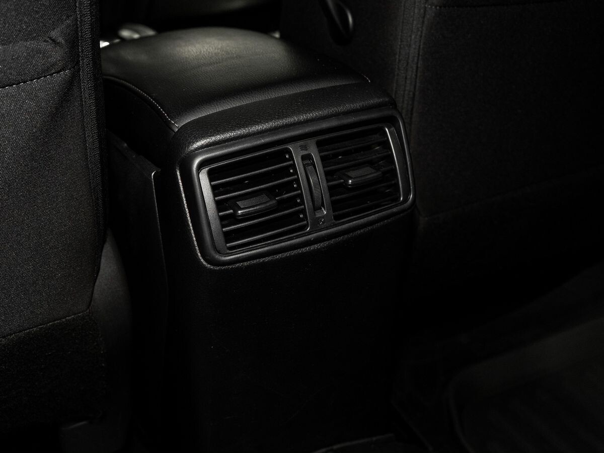Nissan X-Trail 2019 - фото автомобиля